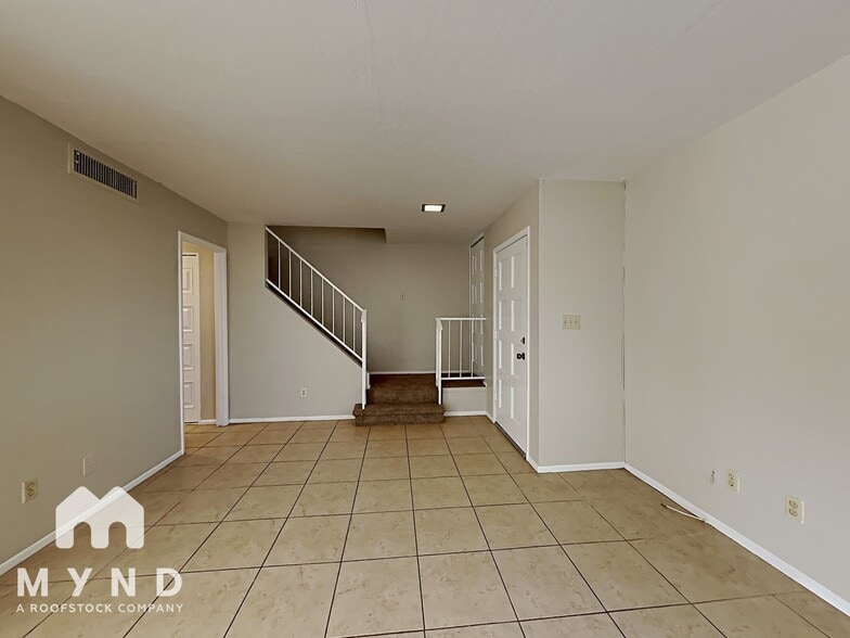 Building Photo - 5924 N 83rd St