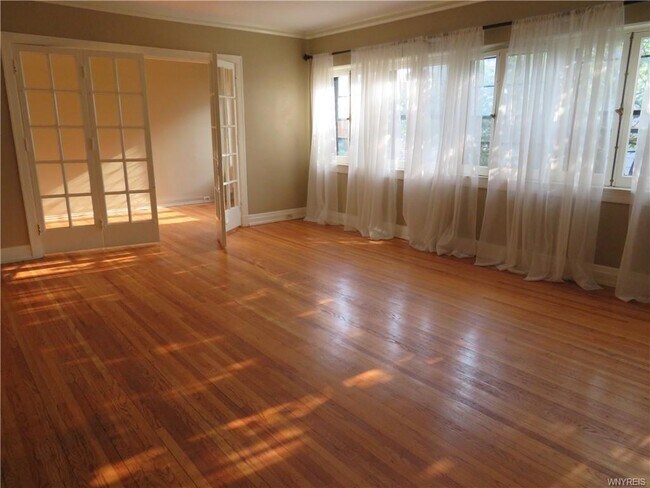 Building Photo - 125 Elmwood Ave