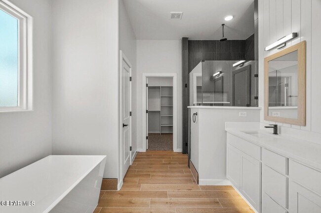 Building Photo - 7305 Cimarron Rim Dr