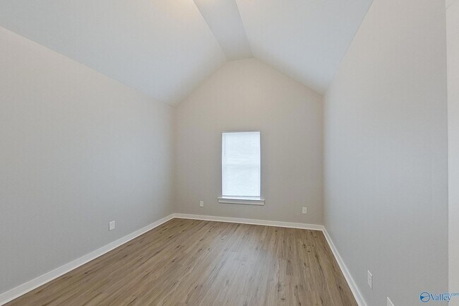 Building Photo - 1515 New Prospect Rd
