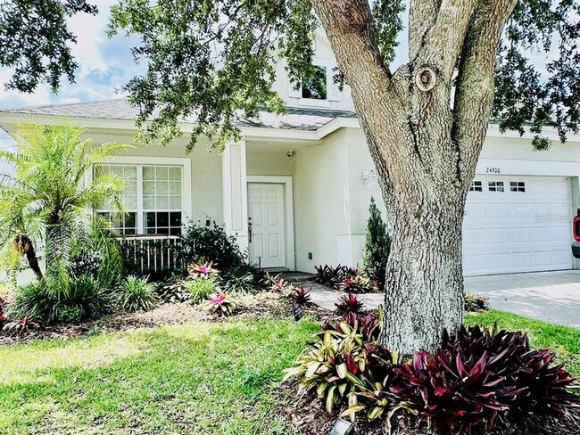 Building Photo - 24900 Oakhaven Ct