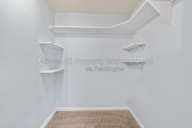 Building Photo - 207 Bay Dr