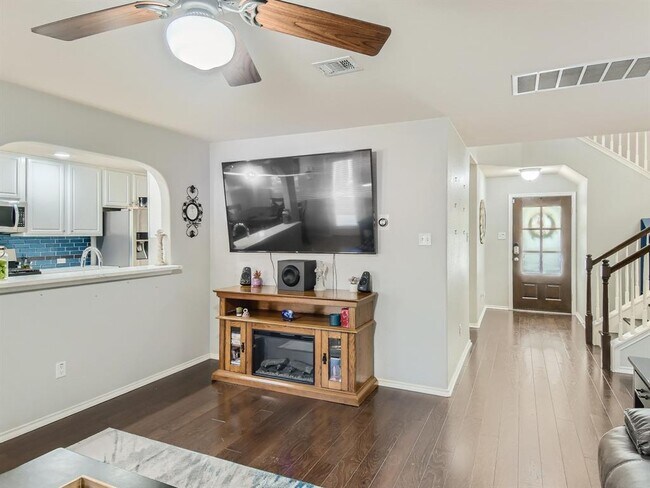 Building Photo - 2405 Christoff Loop