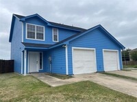 Building Photo - 4602 Alamosa St