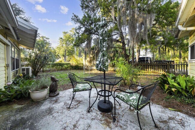 Building Photo - 11520 Council Ln