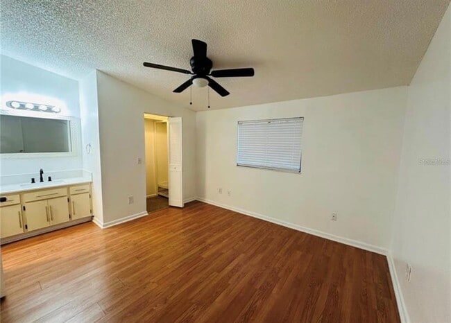 Building Photo - 4010 Pine Limb Ct