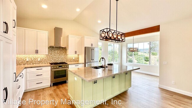 Building Photo - 1 br, 1 bath House - 1811 Vista Del Lago (...