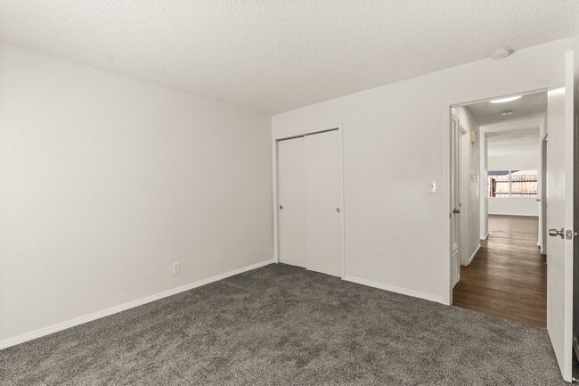 Building Photo - 1730 Arlene Rd SE