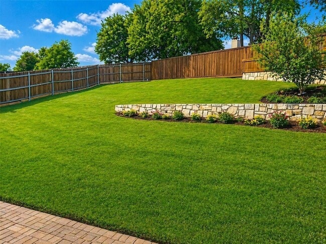 Building Photo - 8308 Rancho De La Osa Tr