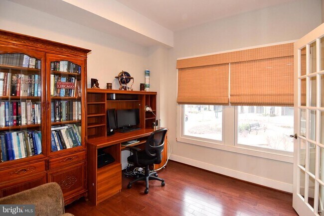 Building Photo - 4531 Westhall Dr