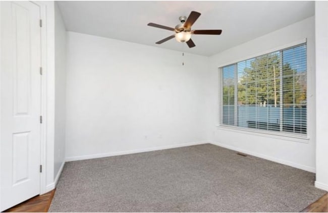 Building Photo - Beautiful Townhome in Prime Provo Location