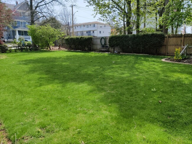 Building Photo - 638-638 Washington Ave