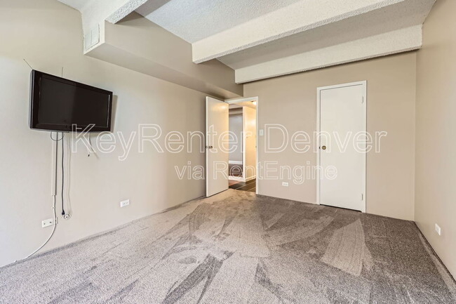 Building Photo - 8060 E Girard Ave