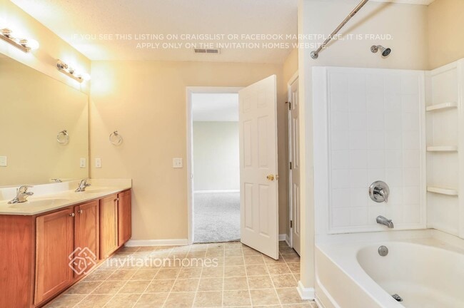 Building Photo - 4814 Chapel Ridge Dr