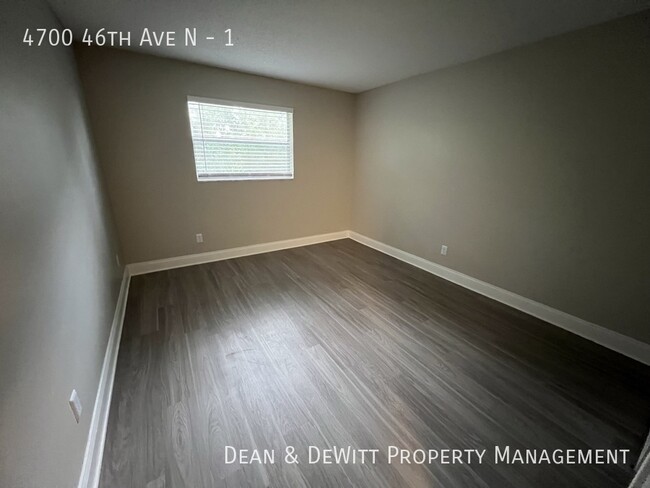 Building Photo - 4700 46th Ave N