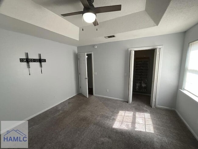 Building Photo - 1750 Latham Ct