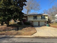 Building Photo - 13417 Queens Ln