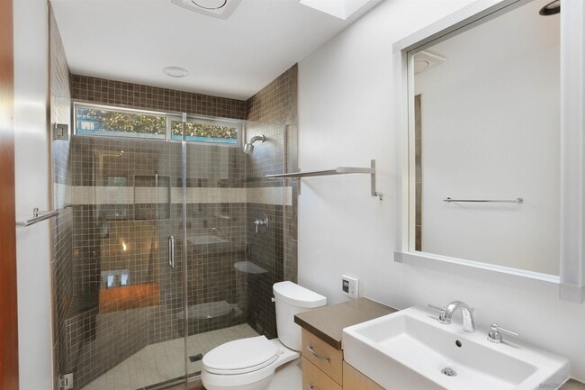 Building Photo - 1575 Kettner Blvd