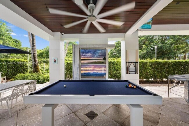 Building Photo - 5500 N Military Trl