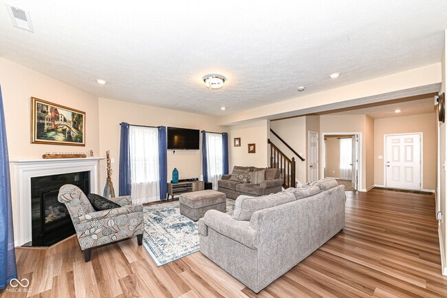 Building Photo - 16406 Taconite Dr