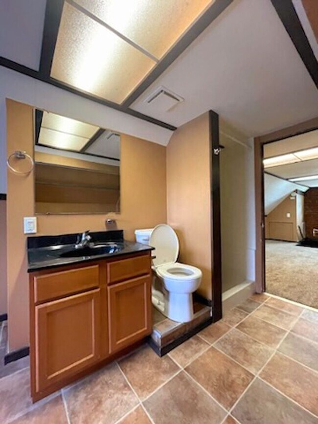 Building Photo - 1307 Spring St