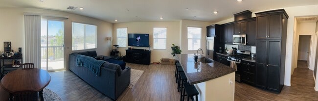 Building Photo - 7086 Vernazza Pl