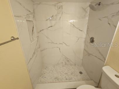 Building Photo - 2035 Alpine Rd