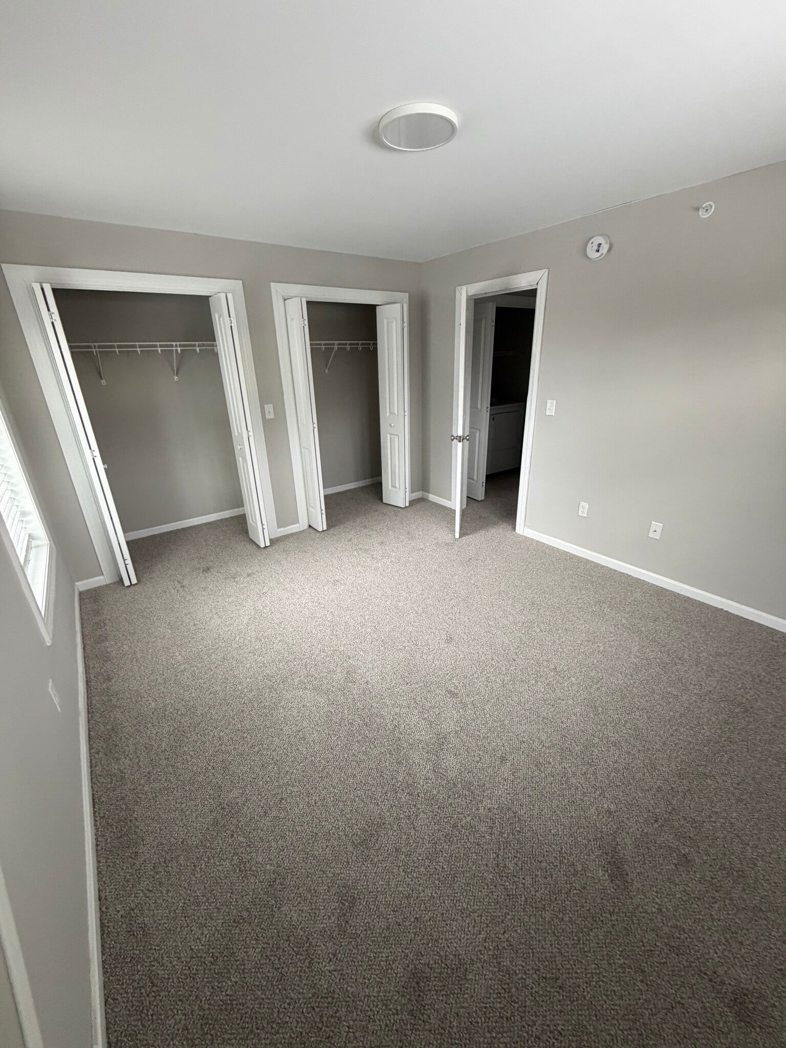 Building Photo - 27 Jefferson St