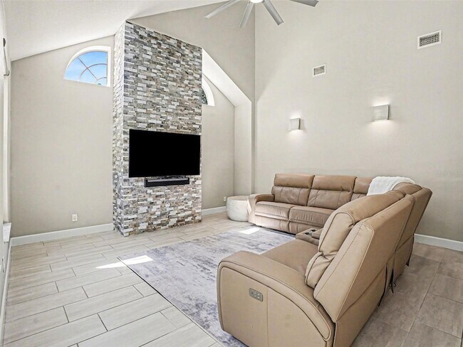 Building Photo - 3404 Royal Ascot Run