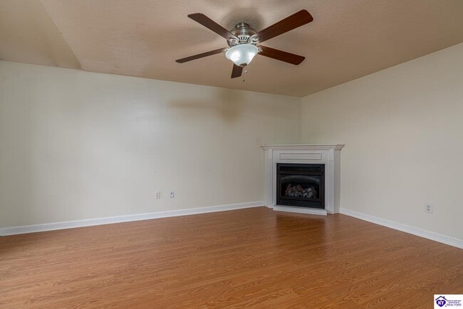 Building Photo - 119 Charlotte Cir