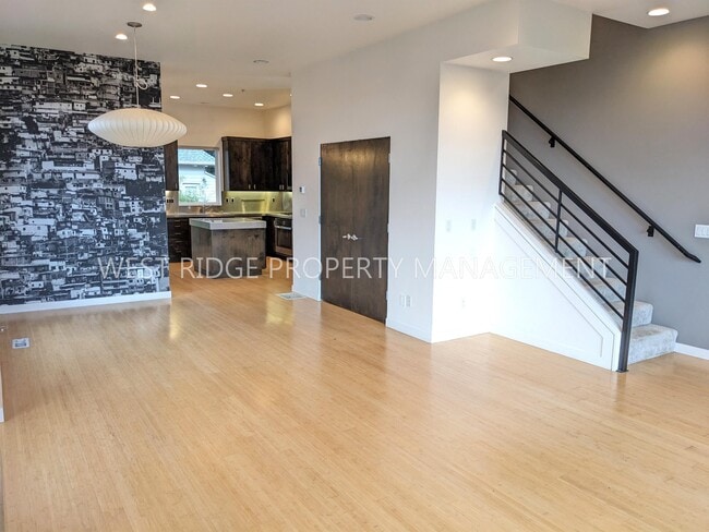 Building Photo - 4643 S Corbett Ave