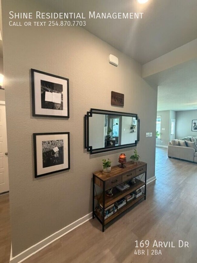 Building Photo - 169 Arvil Dr