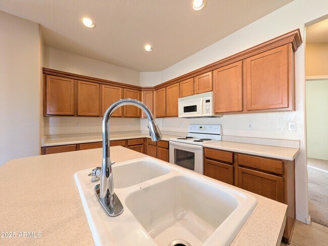 Building Photo - 16071 W Gelding Dr