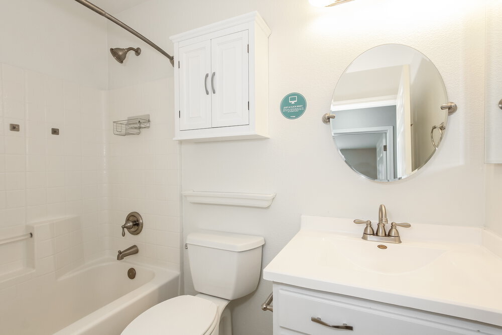 Building Photo - 15434 W Gelding Dr