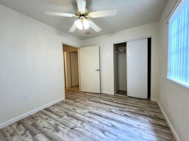 Building Photo - Aeloa Terrace: 2 Bed, 2 Bath Townhome w/ 2 Parking in Kapolei, Pets OK!