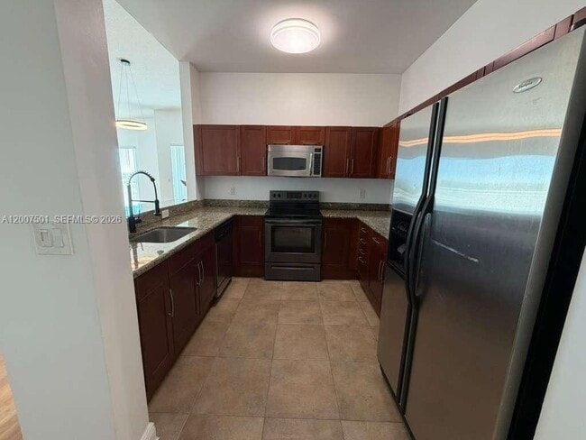 Building Photo - 7275 SW 90th St