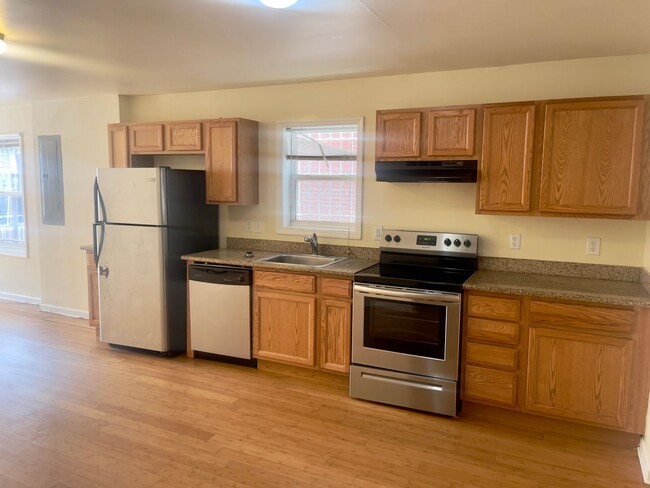 Primary Photo - 1524 N 17th St
