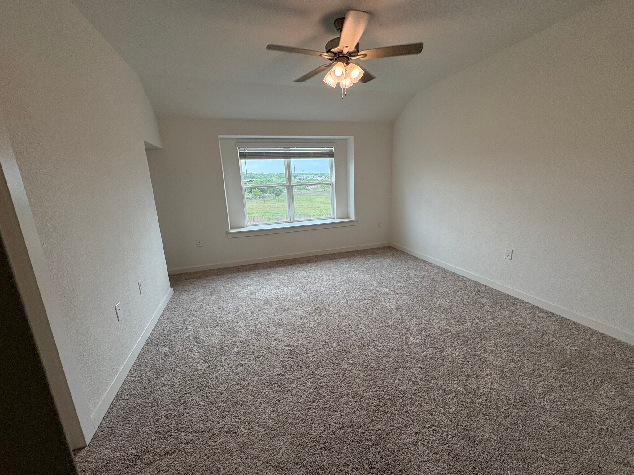 Building Photo - 7408 Sparkling Light Dr
