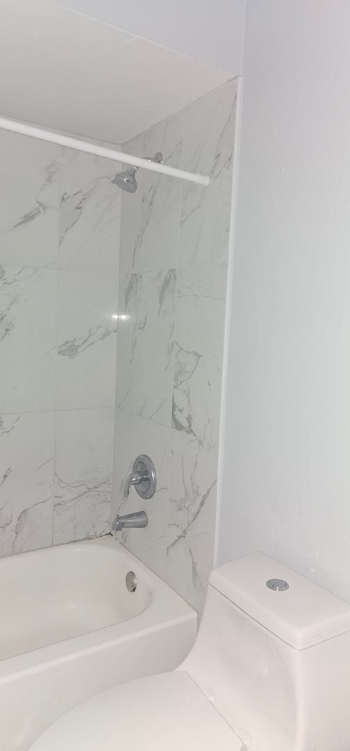 Building Photo - 2 BEDROOM / 2 BATH APARTMENT (GOLDEN KEY APARTMENTS) NEAR THE FLORIDA MALL