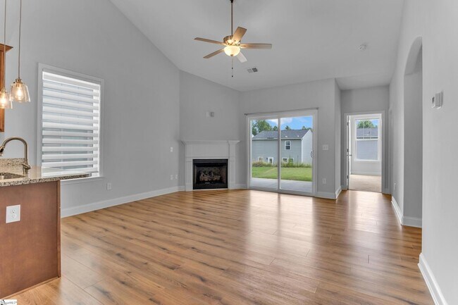 Building Photo - 111 Royal Pine Wy.