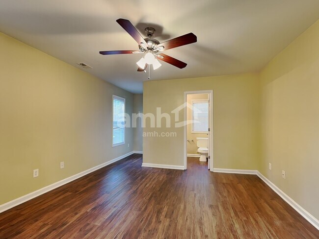 Building Photo - 832 Brookhannah Ct