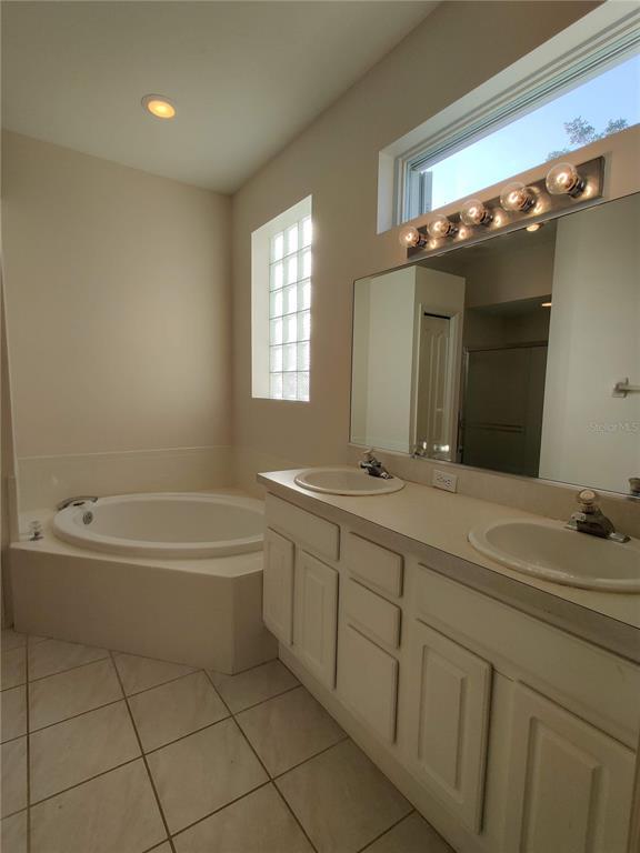 Building Photo - 4469 Edinbridge Cir