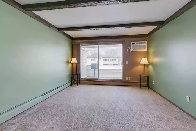 Living Room - 10750 Rockford Rd