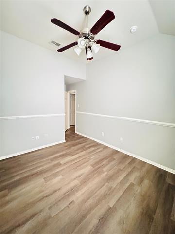 Building Photo - 504 Hummingbird Dr