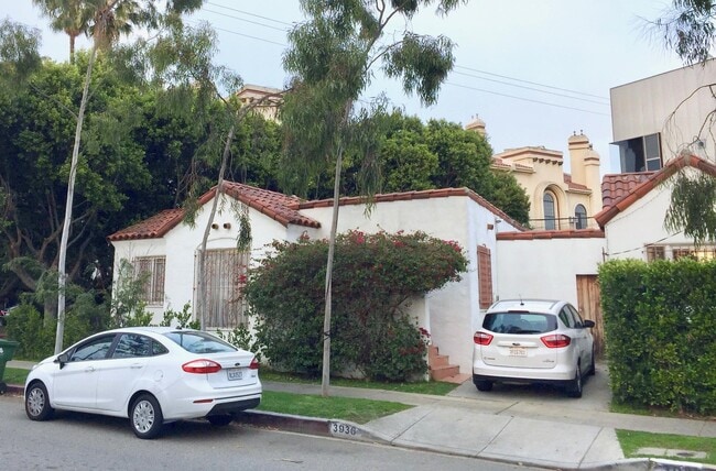 Street Facade - 3936 Beethoven St