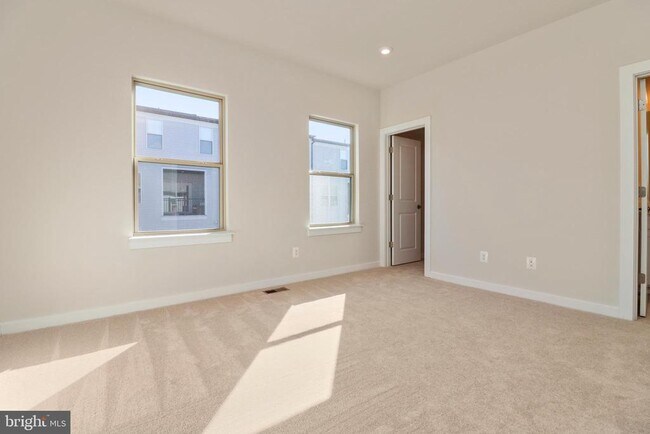 Building Photo - 2176 Glacier Rd