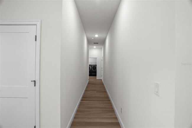 Building Photo - 4009 W Euclid Ave