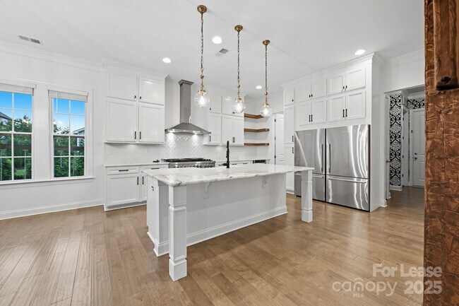 Building Photo - 425 Cassia Ct