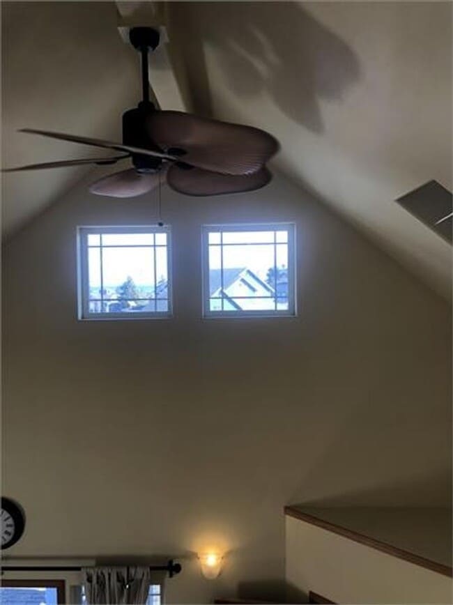 Building Photo - ***PENDING APPLICATION***Location! Location! Your fully furnished Cairn Cottage is located in Cou...