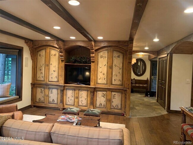 Building Photo - 5148 Gore Cir